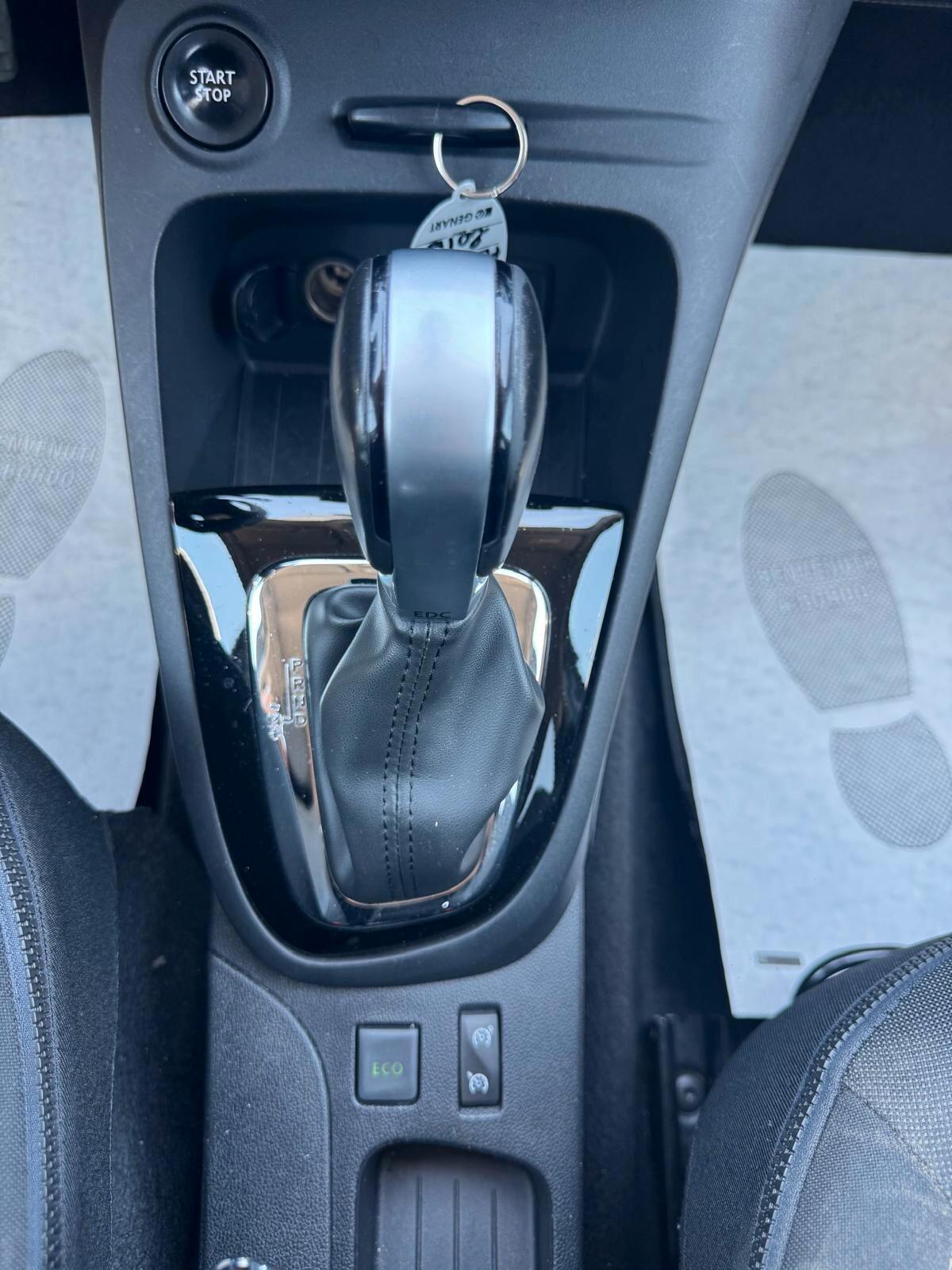 Renault Captur 1.2 TCE 120CV EDC ENERGY INTENS 2016