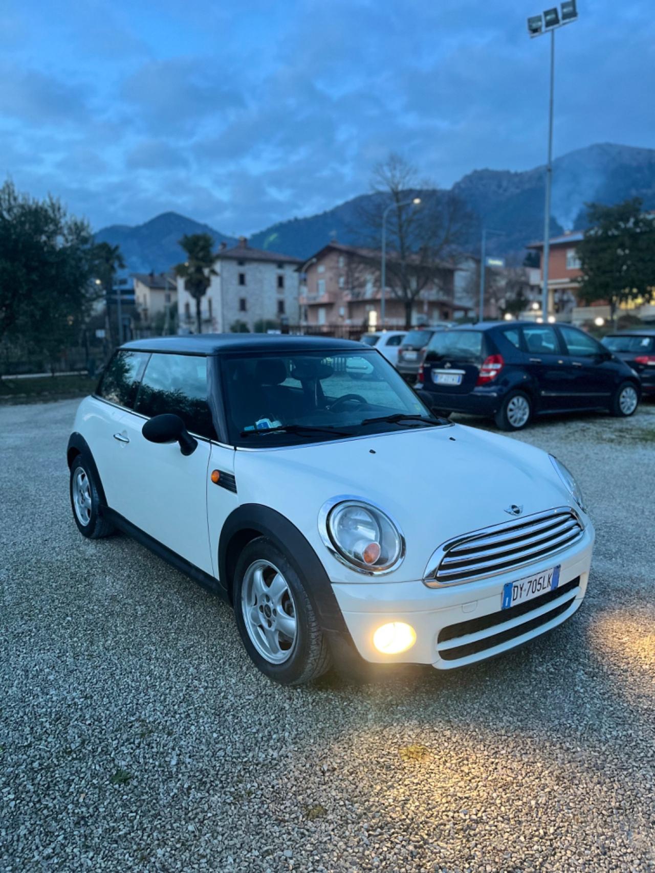 Mini Cooper 1.6 Diesel 2009 SI NEOPATENTATI