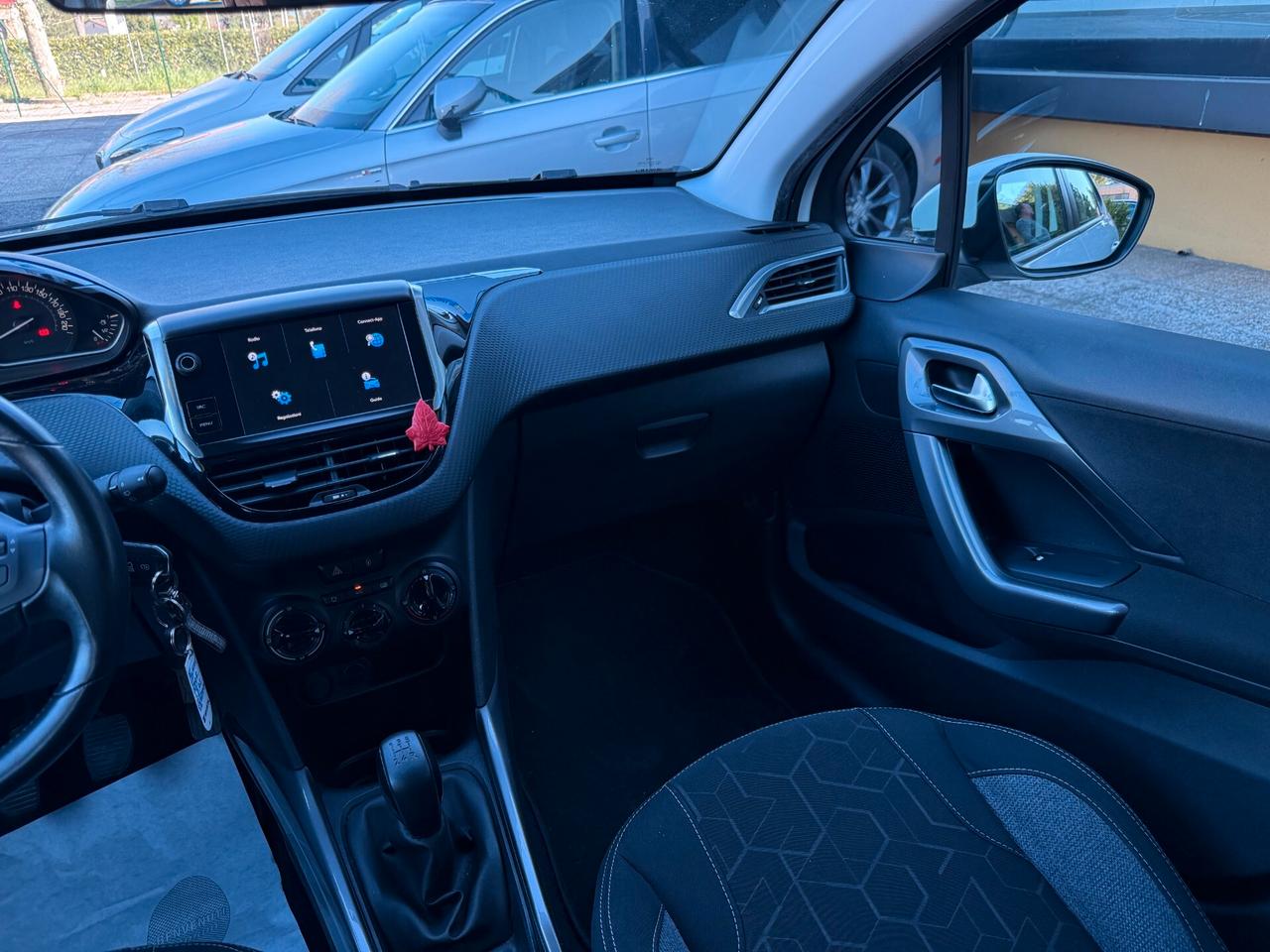 Peugeot 2008 BlueHDi 100 Allure