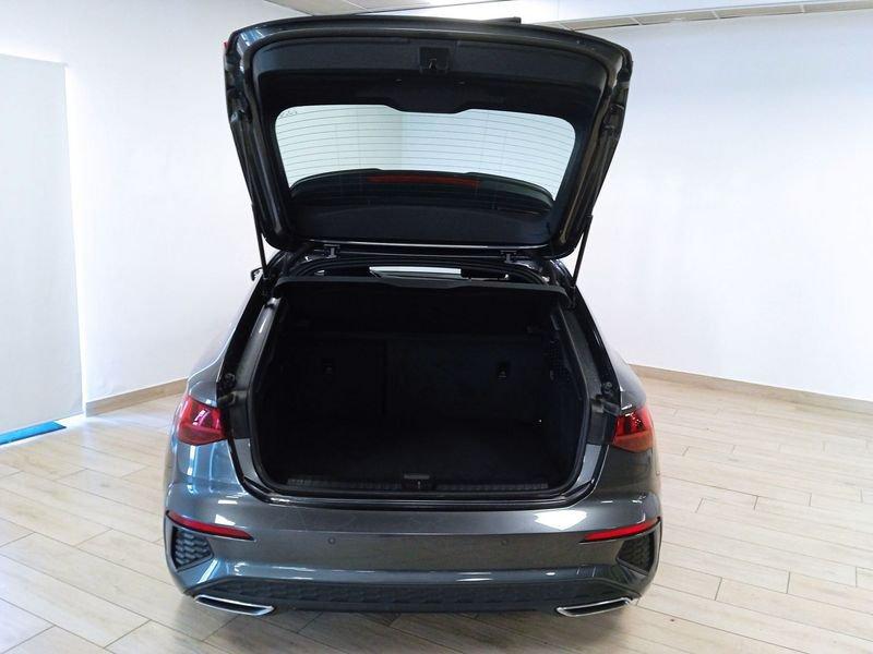 Audi A3 4ª serie SPB 30 TDI S tronic S line edition