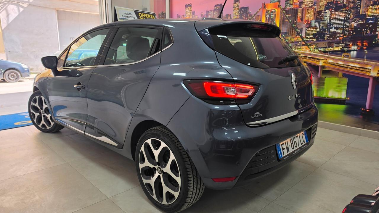 Renault Clio dCi 8V 90 CV 5 porte Moschino Life