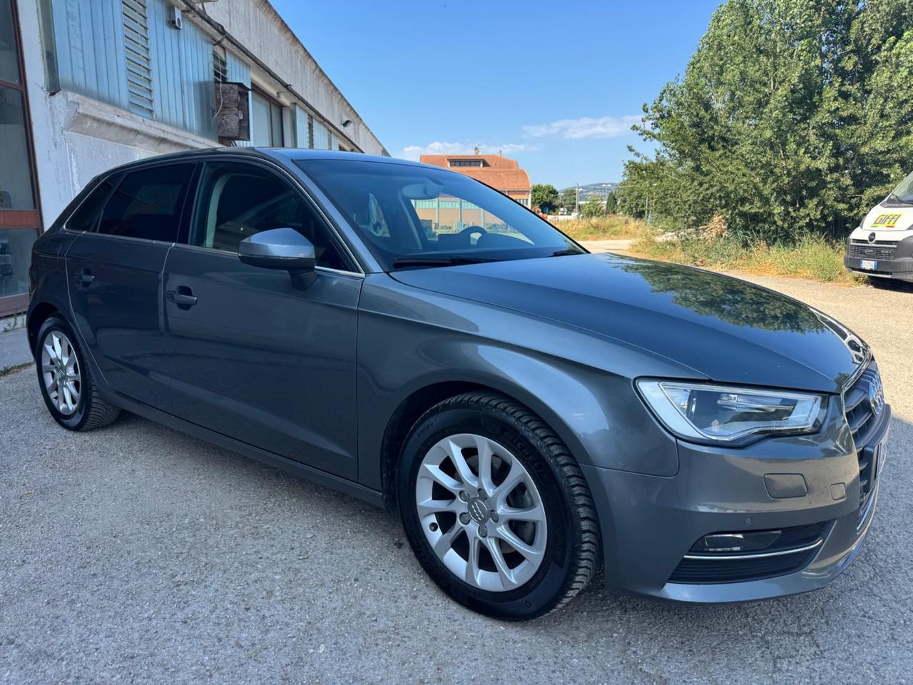 Audi A3 2.0 TDI 150 CV clean diesel Ambition