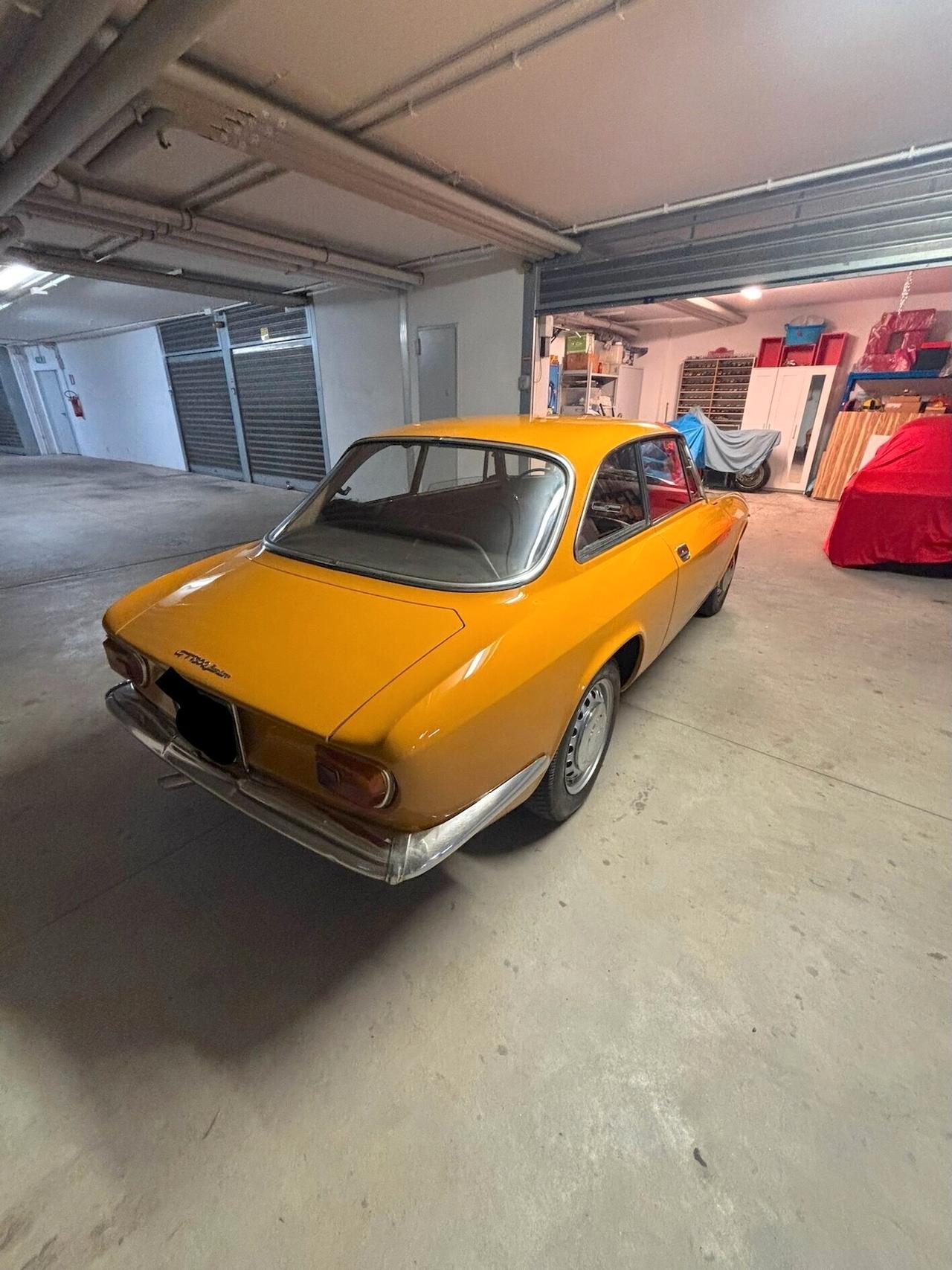 Alfa Romeo GT 1300
