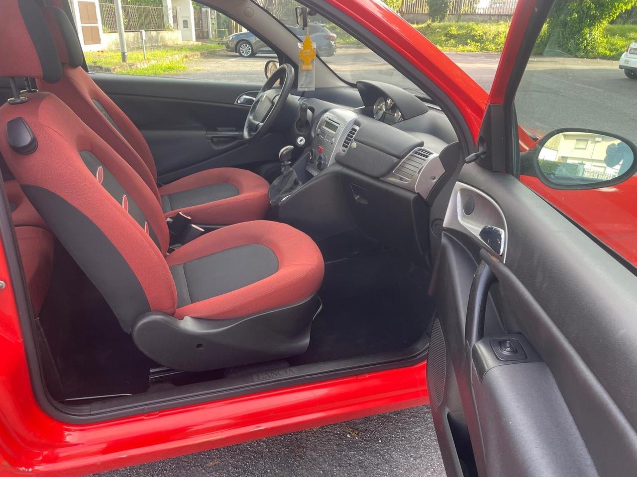 Lancia Ypsilon 1.2 Benzina per Neopatentati