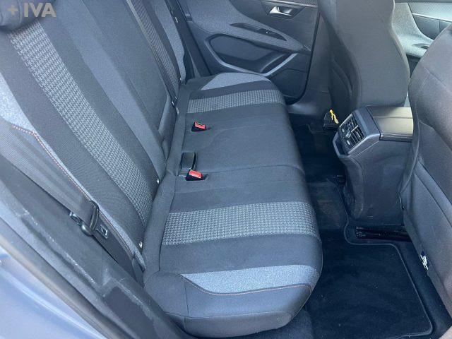 PEUGEOT 3008 BlueHDi 120 S&S EAT6