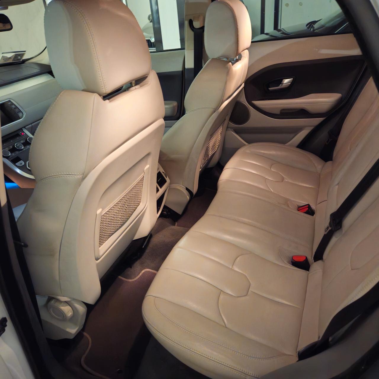 Land Rover Range Evoque 2.2 TD4 5p. Pure Tech Pack Launch Edition