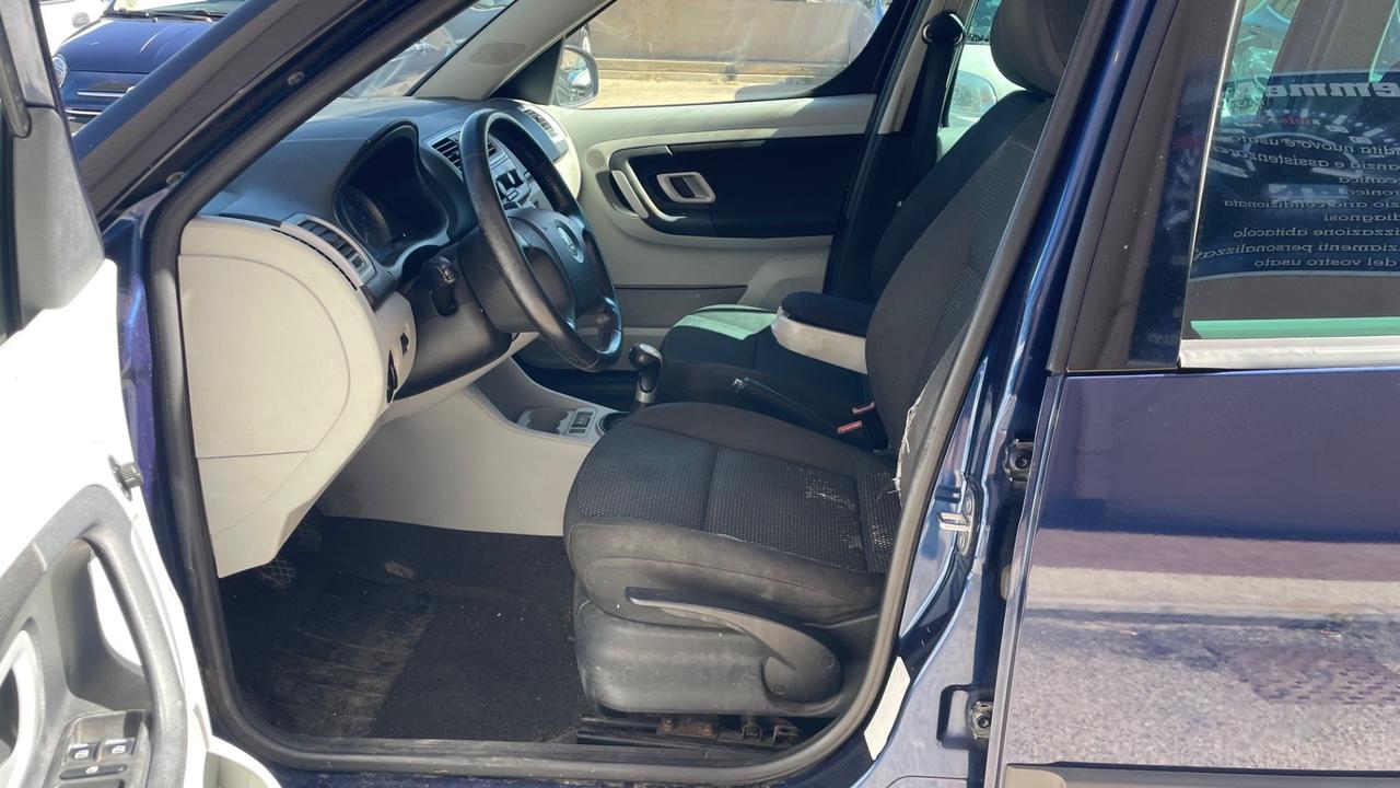 Skoda Roomster 1.4 TDI 80CV Style