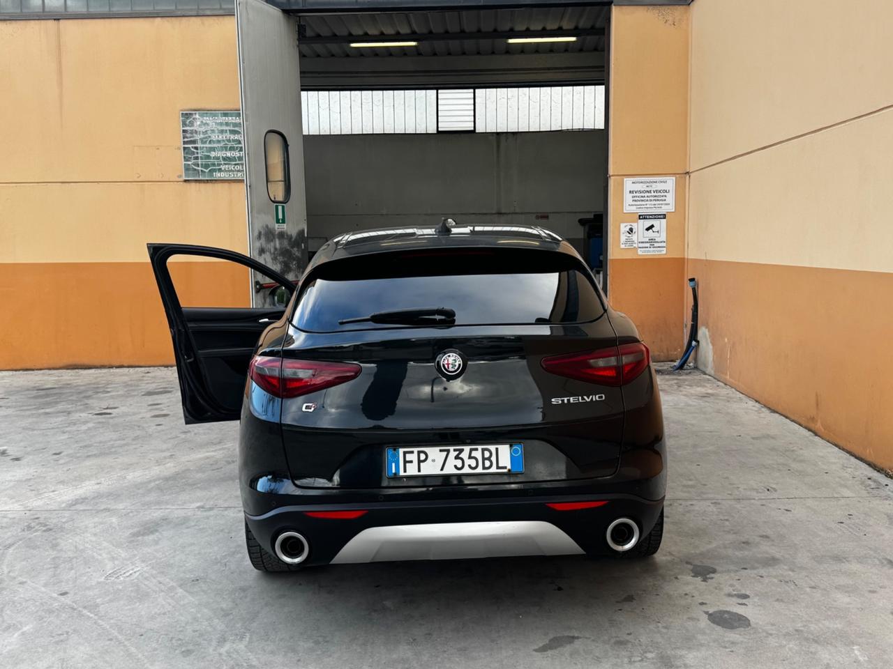 Alfa Romeo Stelvio 2.2 Turbodiesel 180 CV AT8 Q4 Super