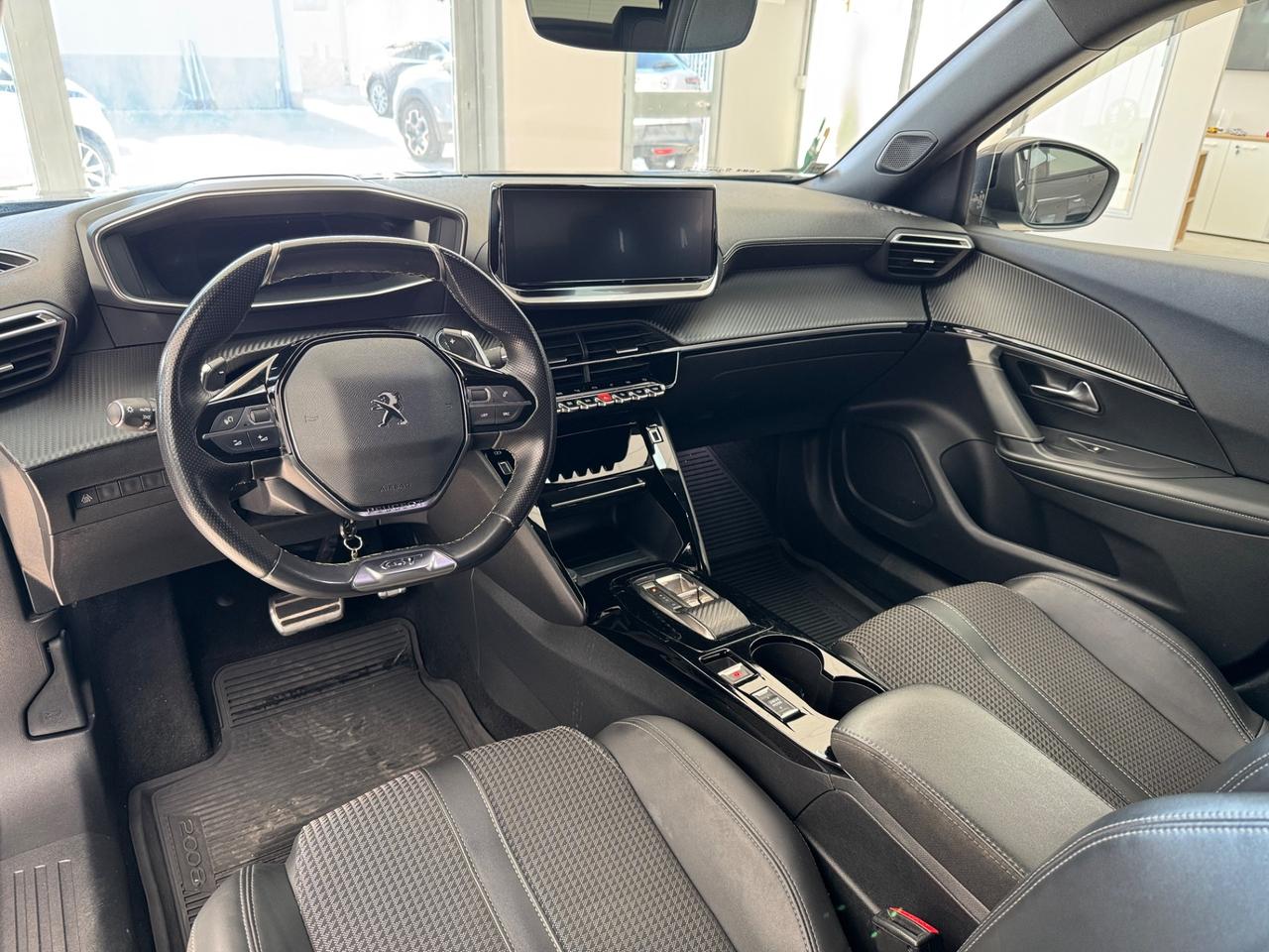 Peugeot 2008 BlueHDi 130 S&S EAT8 GT