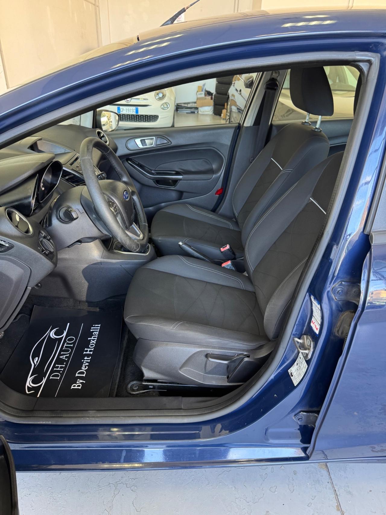 Ford Fiesta 1.2 60CV 5 porte Titanium