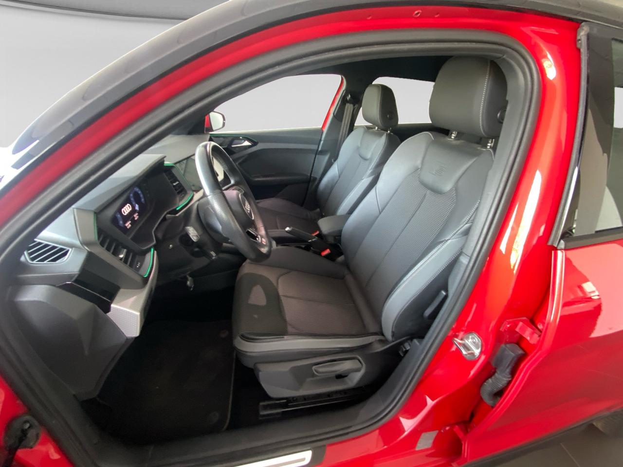 AUDI A1 II 2022 allstreet - A1 allstreet 30 1.0 tfsi Identity Contrast 110cv