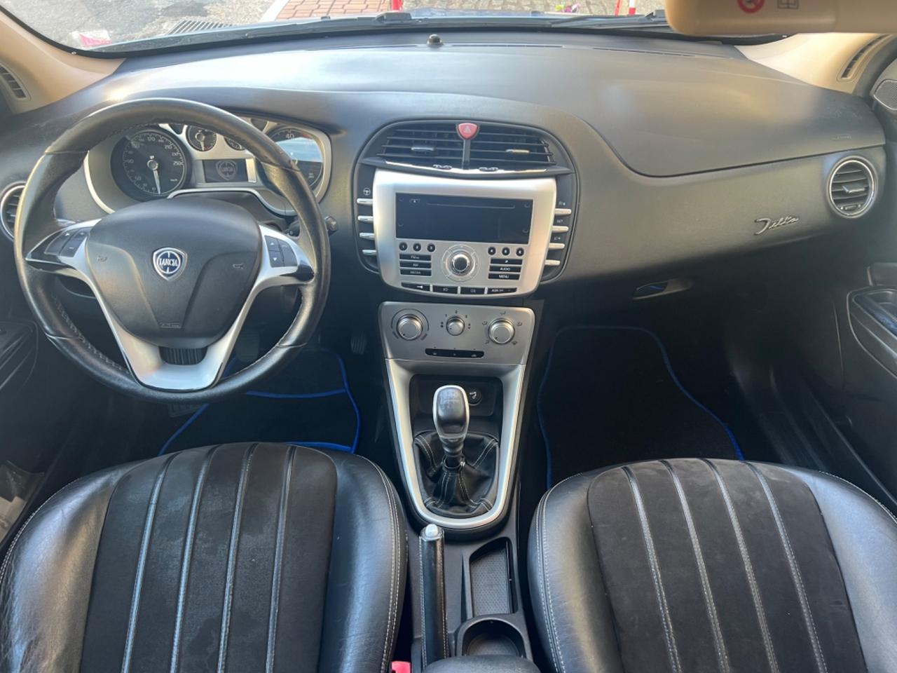 Lancia Delta 1.6 MJT DPF Platino