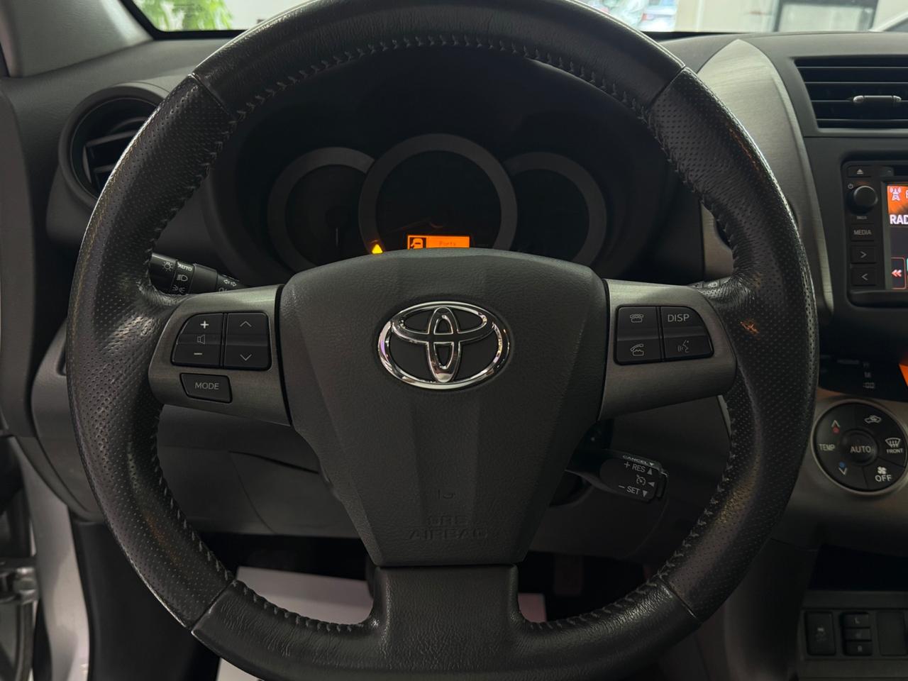 Toyota RAV4 2.2 D-4D 150CV Lounge Iper Full