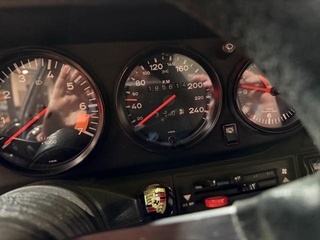 PORSCHE 911 SC 3.0 Coupé Restauro-Motore km0/Interni/carrozzer