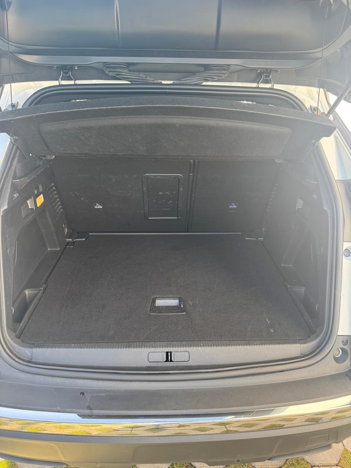 Peugeot 3008 BlueHDi 130 S&S EAT8 Allure