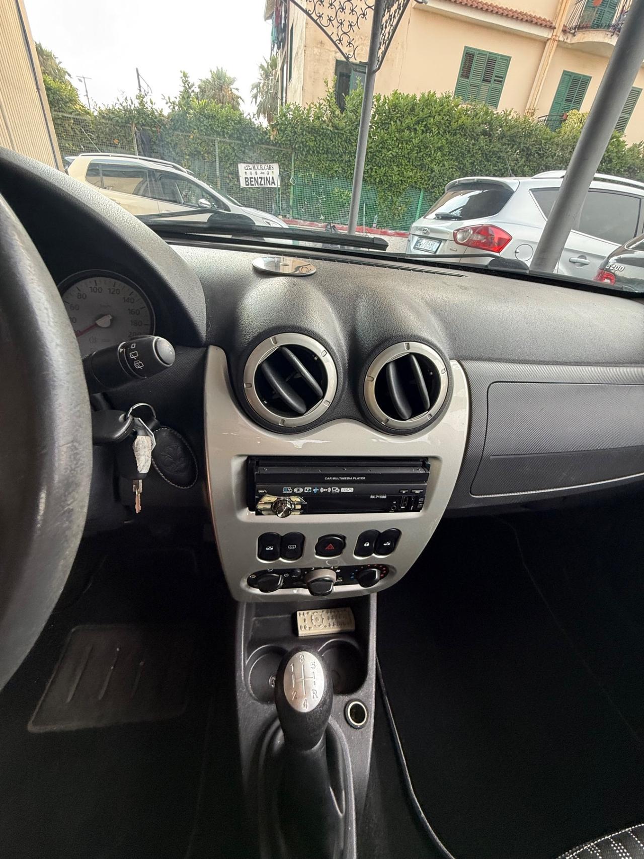 Dacia Sandero 1.5 dCi 75CV Story