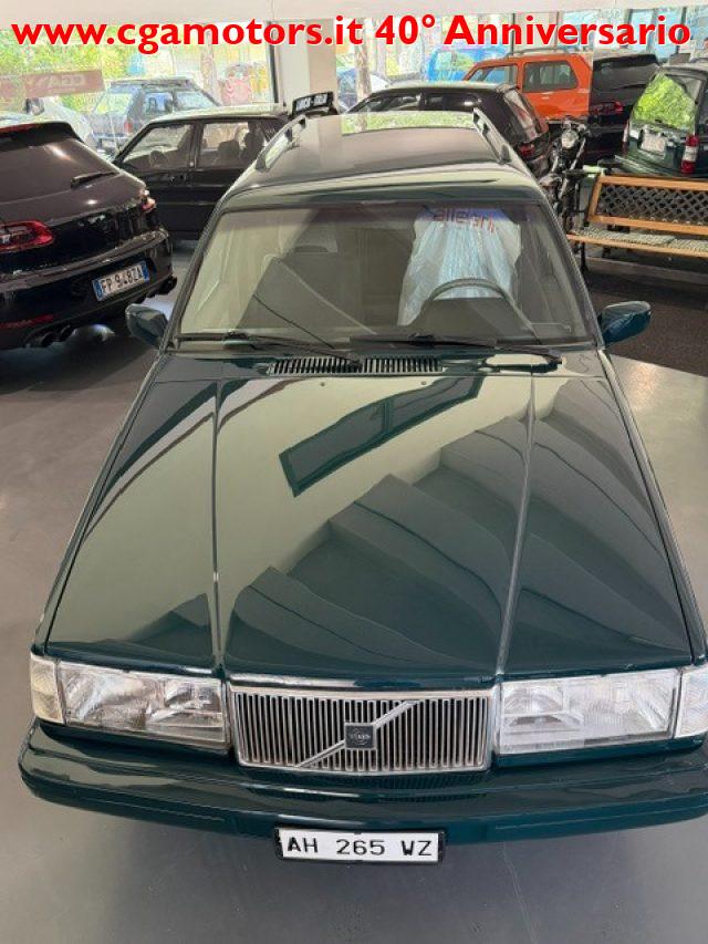 VOLVO 945 2.0i turbo cat S.W. Super Polar