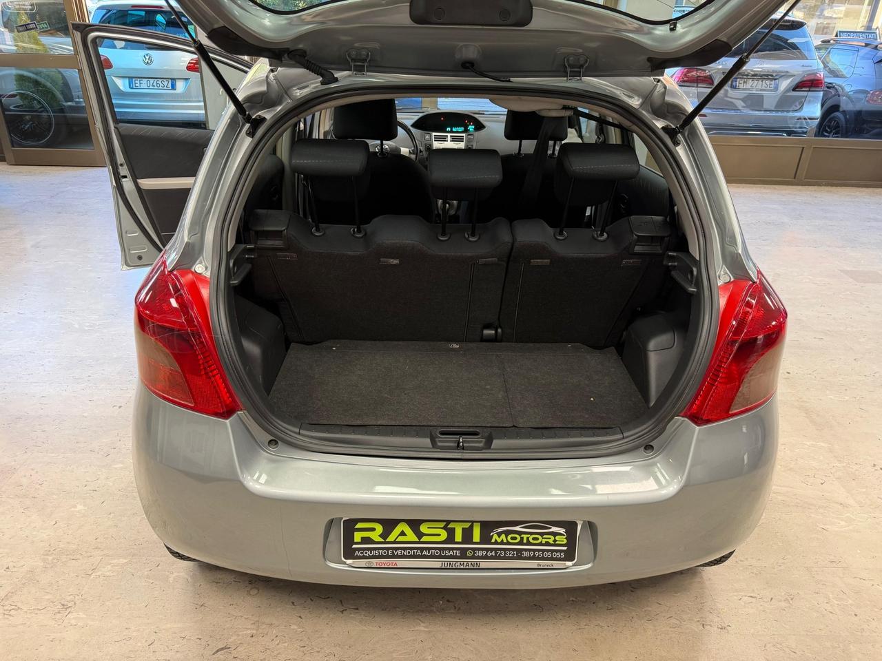 Toyota Yaris 1.0 5 porte Sol