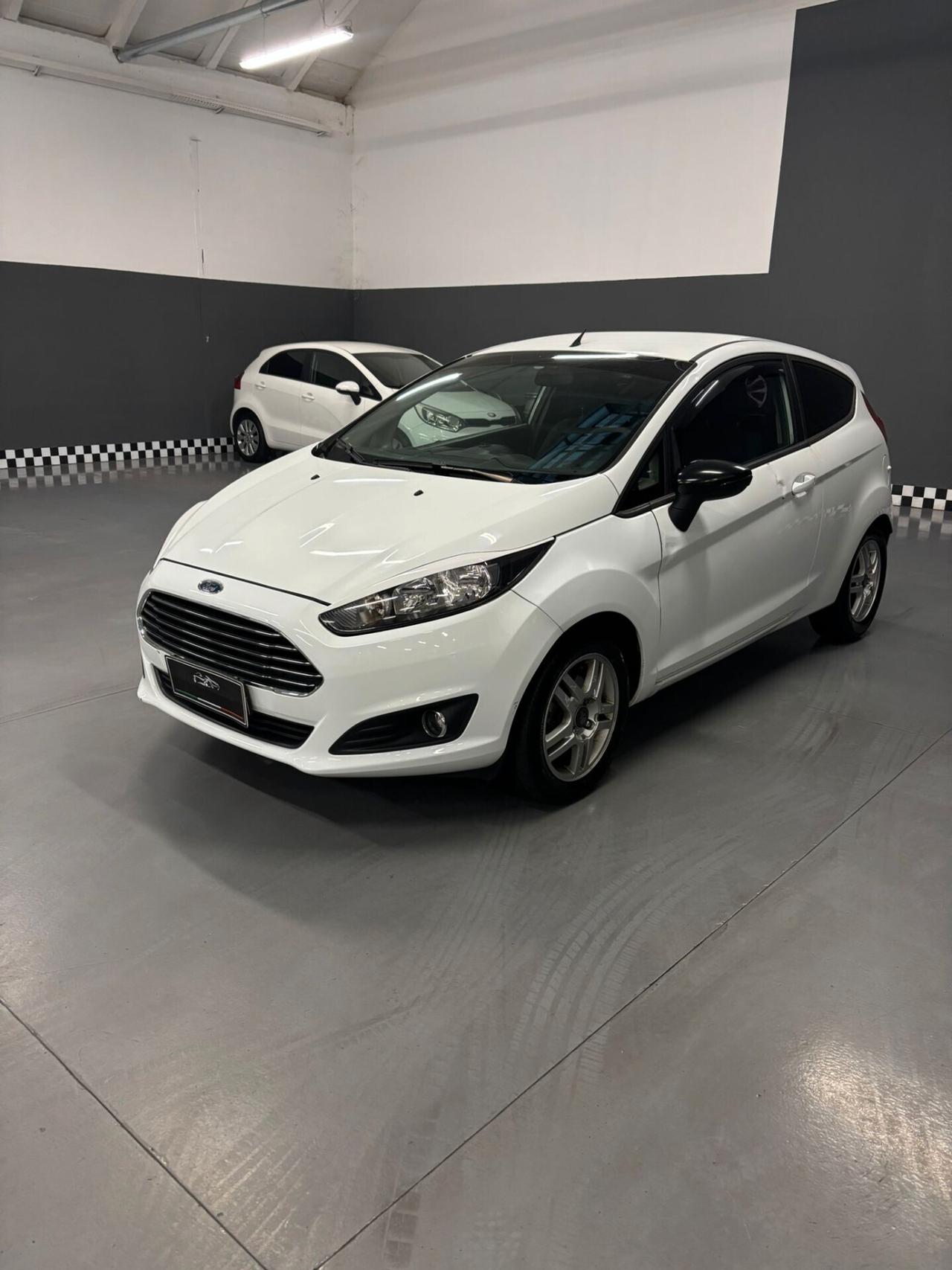 Ford Fiesta 1.2 60CV 3 porte Titanium
