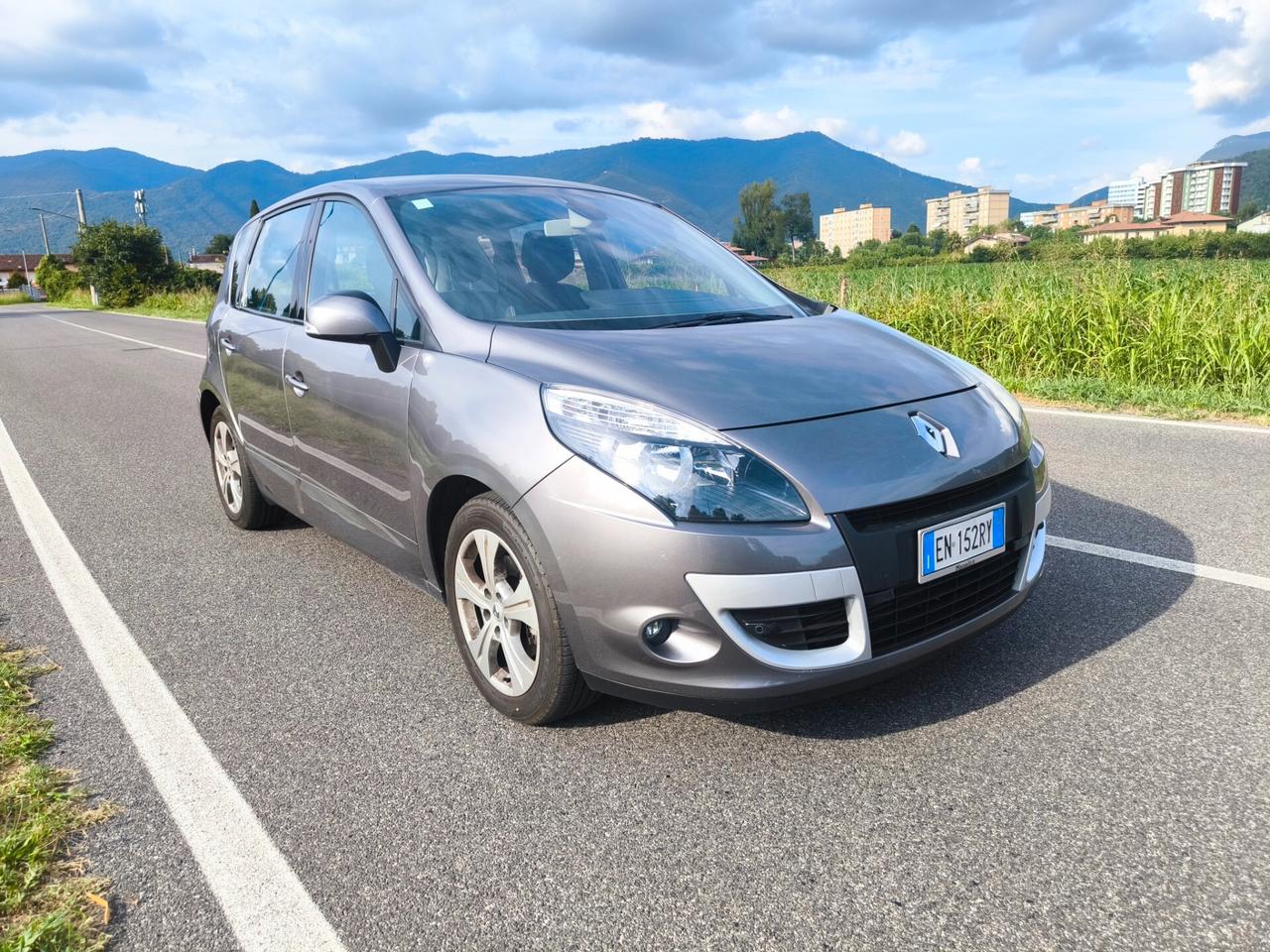 RENAULT SCENIC X-MODE 1,6 DCI- KM 90000-OK NEOPATENTATI