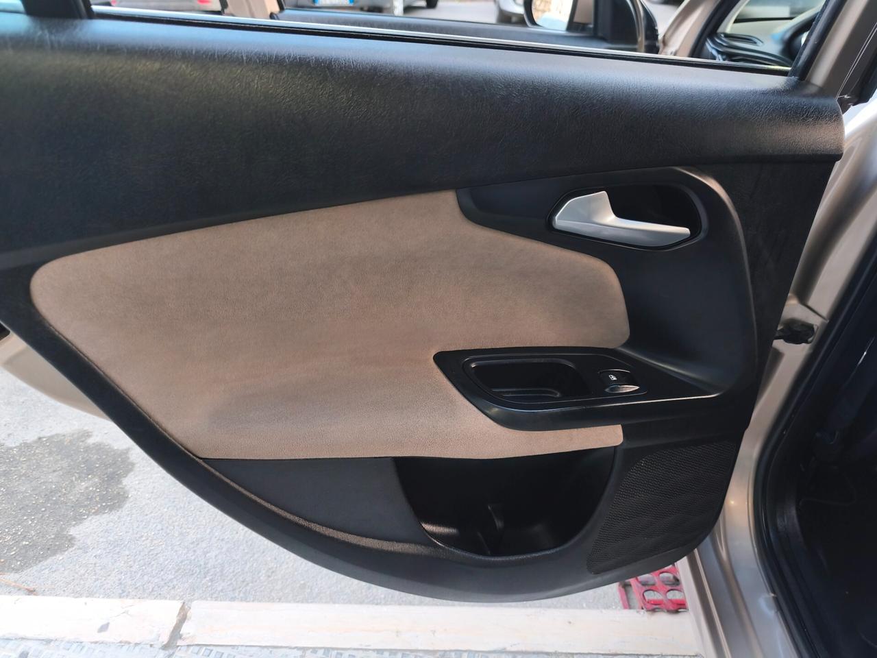 Fiat Tipo 1.6 Mjt S&S 5 porte Easy