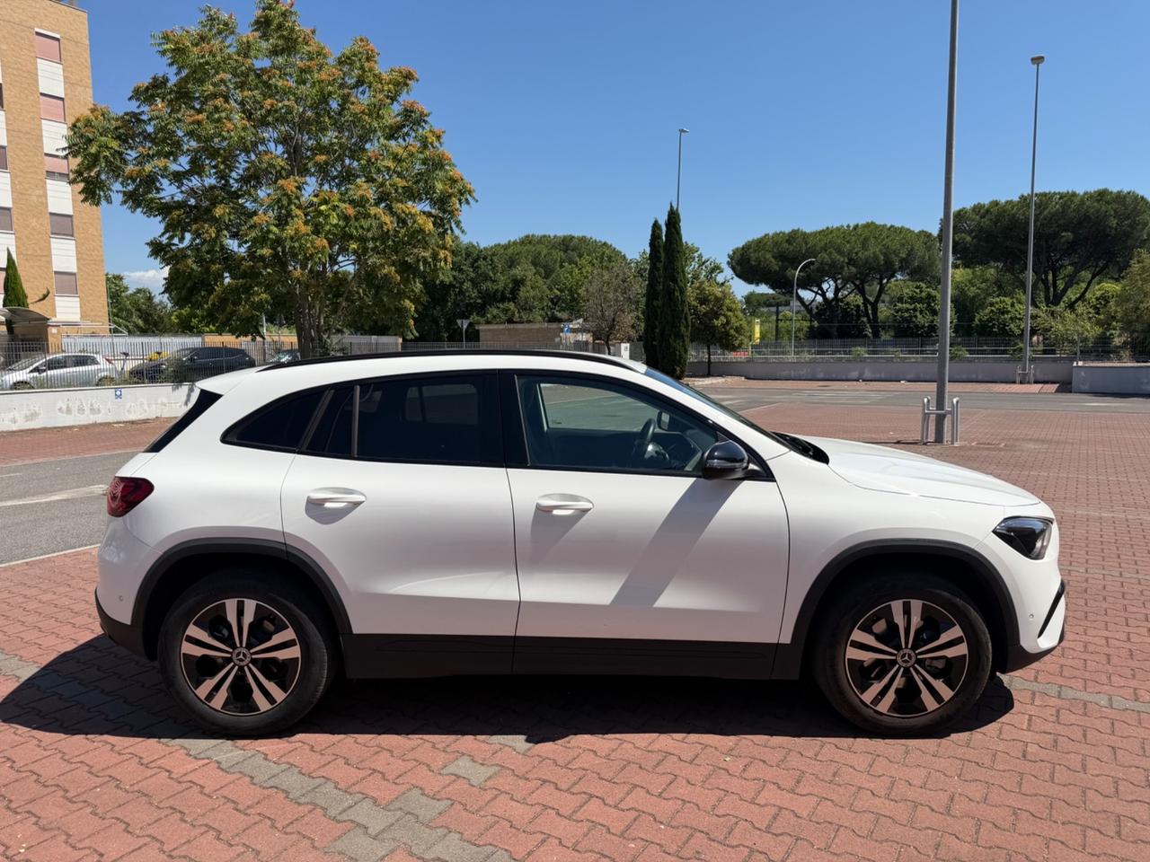 Mercedes-benz GLA 200 180 Automatic Progressive Advanced