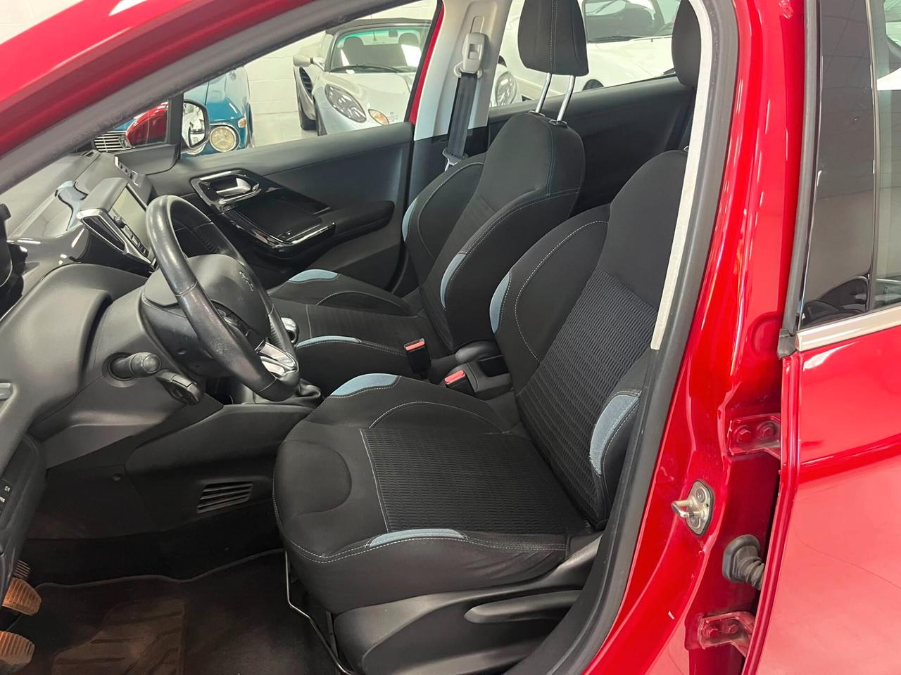 Peugeot 208 5p 1.6 e-hdi