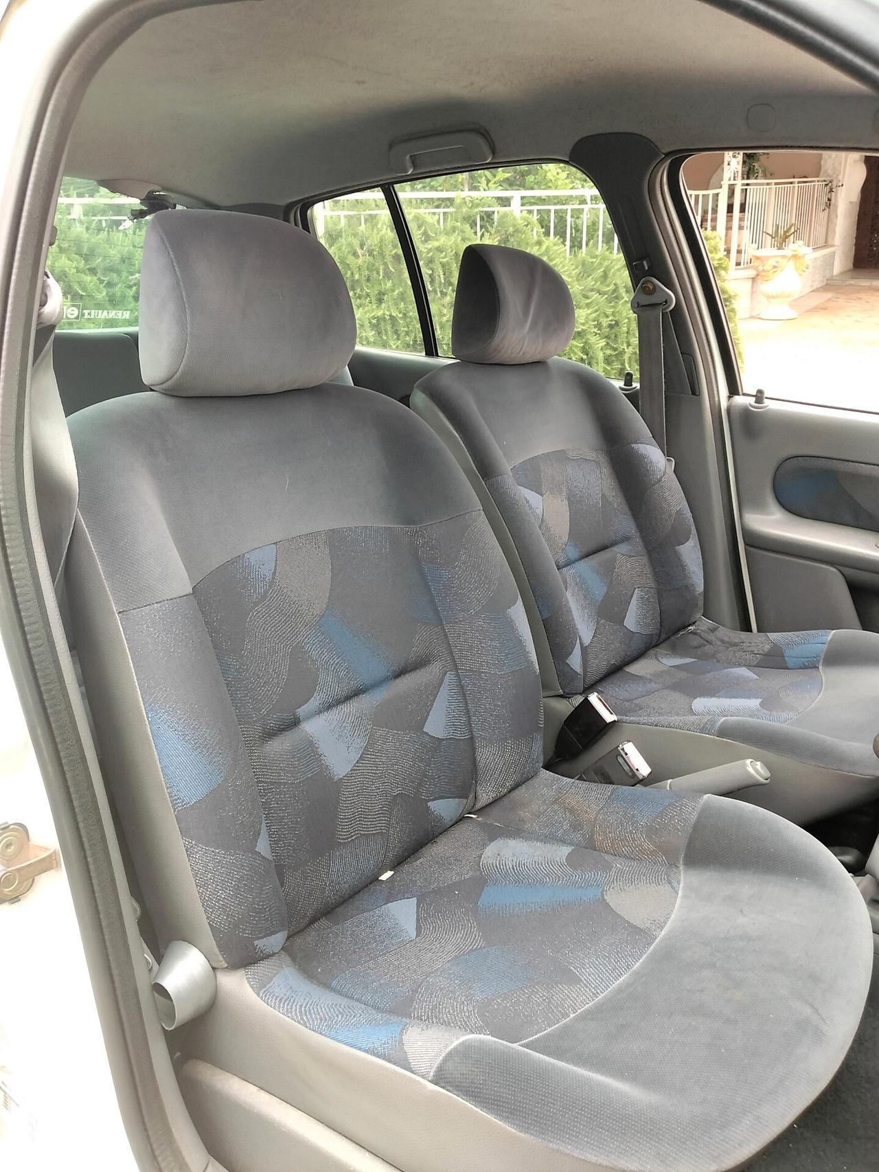 Renault Clio 1.2 cat 5 porte RT