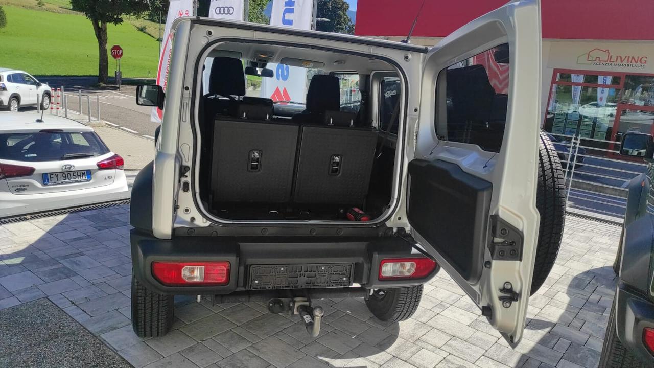 SUZUKI JIMNY 1.5 BENZINA 102CV 4X4 GANCIO TRAINO