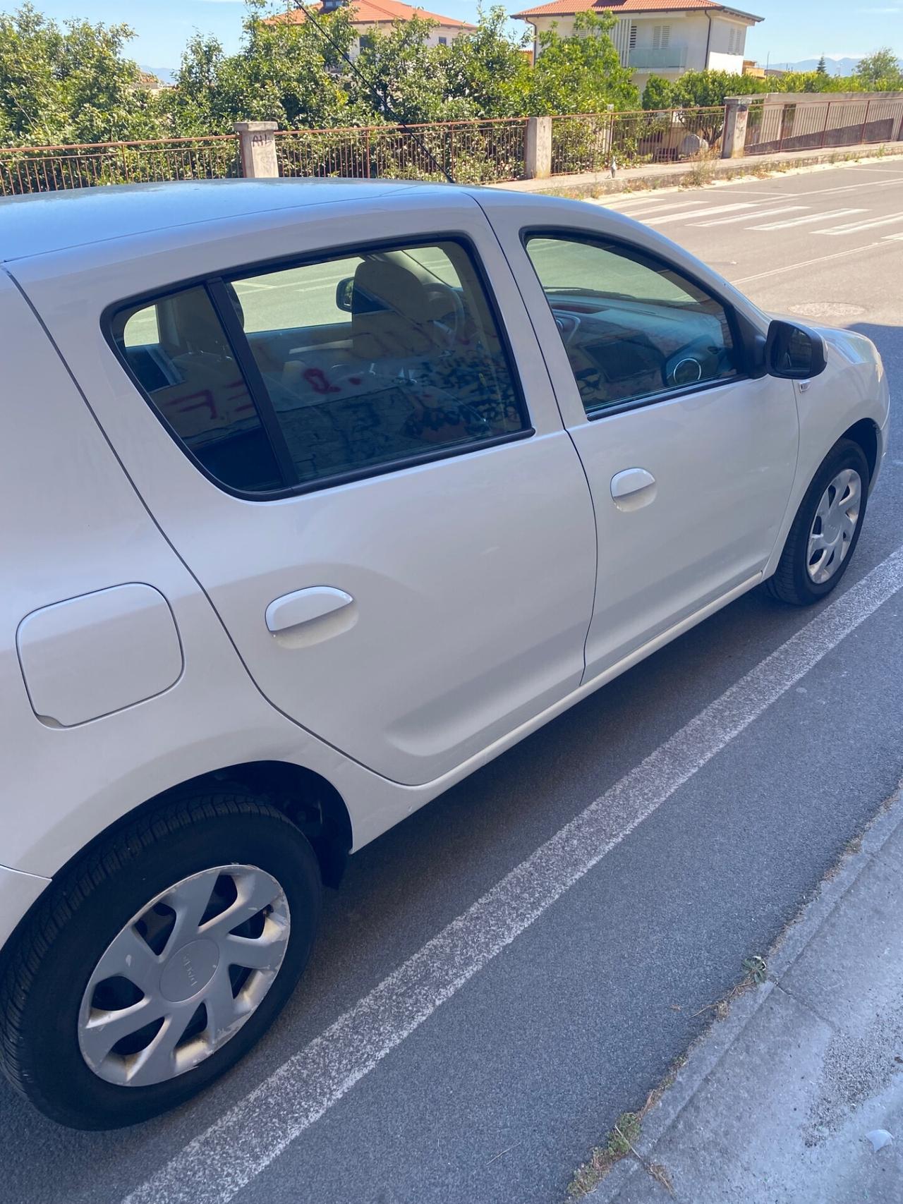 Dacia Sandero 1.5 dCi Anno 2015 Full Navi