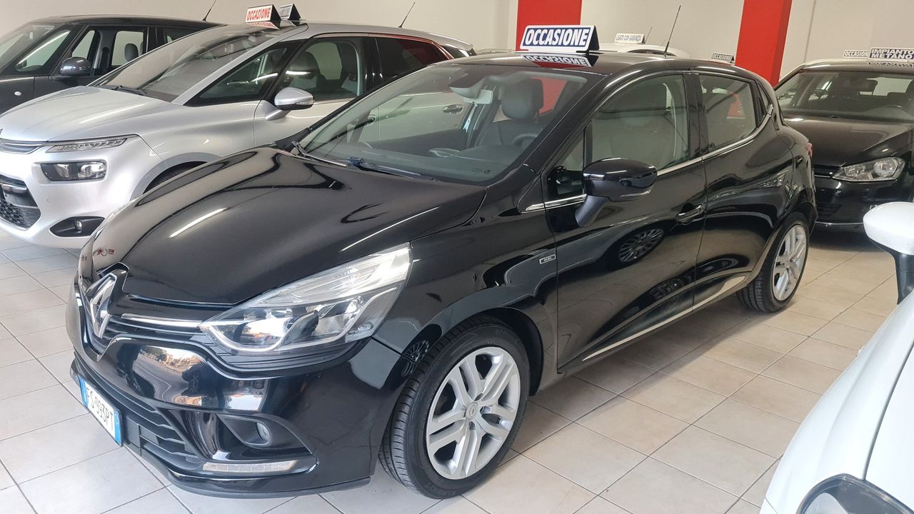 Renault Clio TCe 12V 90 CV 5 porte Duel