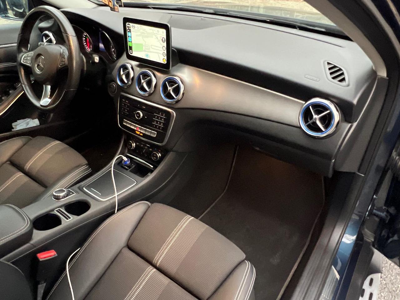 Mercedes-Benz GLA 180 CDI Sport Plus GLA 180 #7898