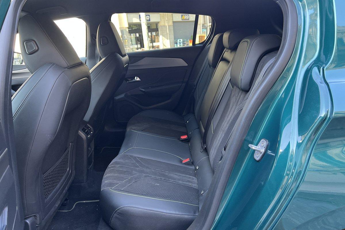 PEUGEOT 308 Hybrid 145 e-DCS6 GT