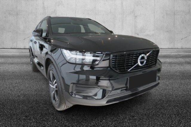 VOLVO XC40 T3 Geartronic R-design