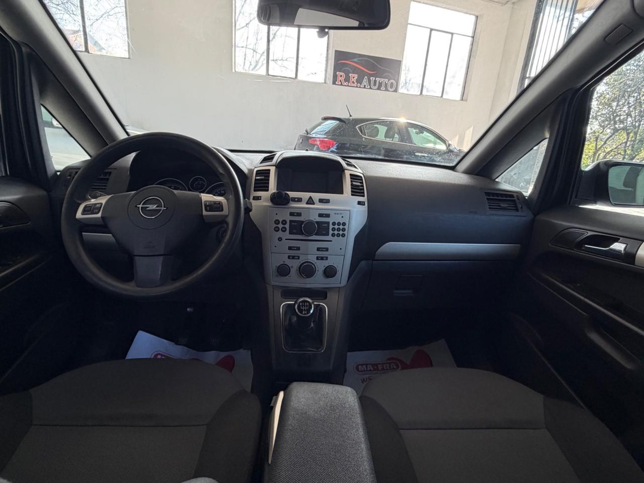 Opel Zafira 1.6 16V ecoM 94CV Club