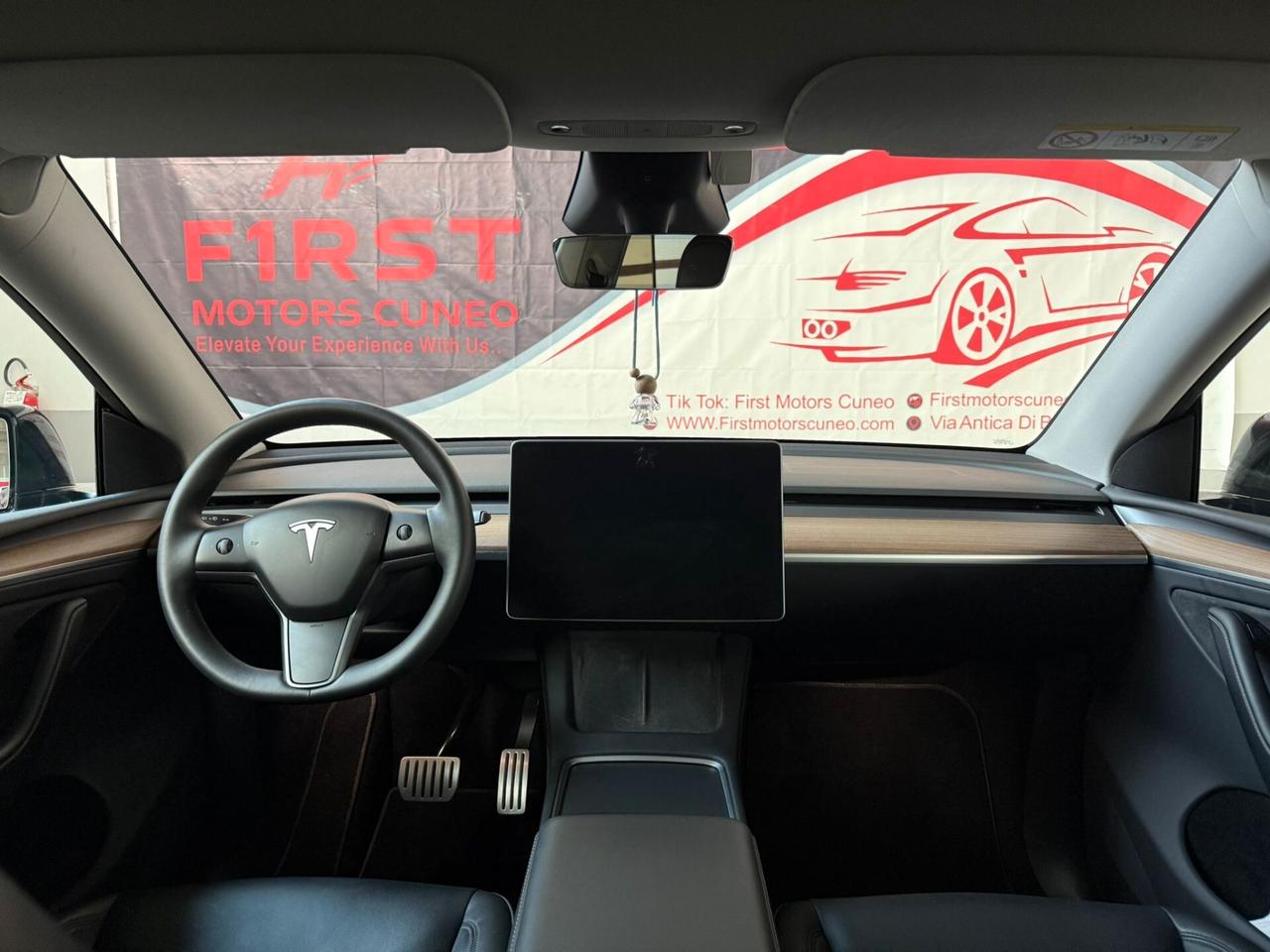 Tesla Model Y Performance AWD