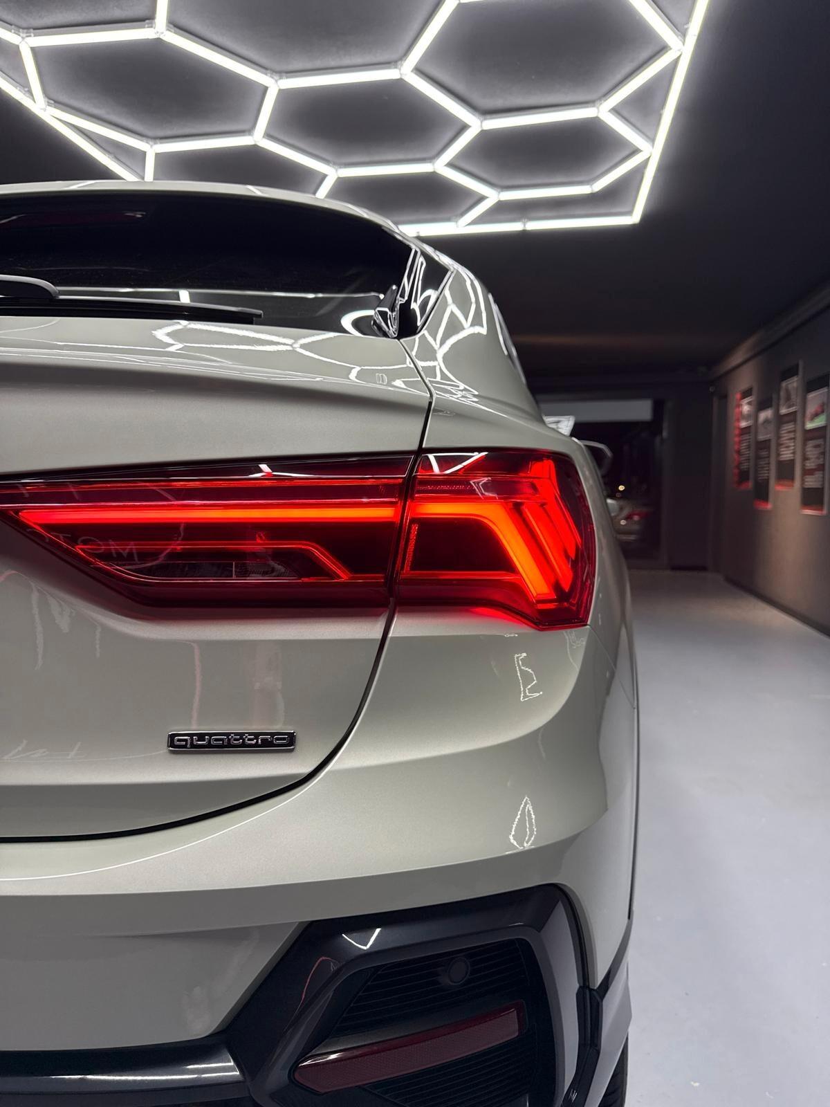 Audi Q3 SPB 40 TDI quattro S tronic Business Plus