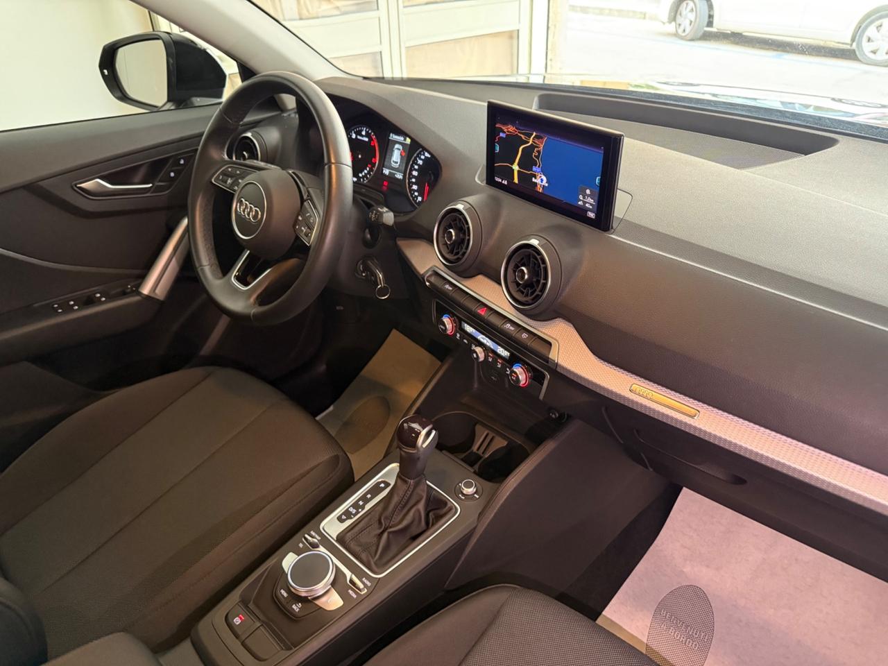 Audi Q2 35 TDI quattro S tronic Business