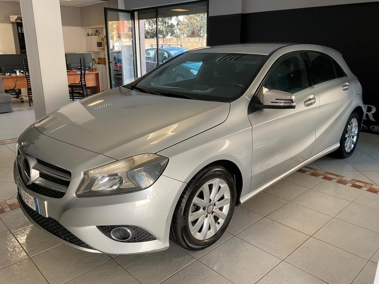 Mercedes-benz A 180 A 180 CDI Elegance EURO 8900