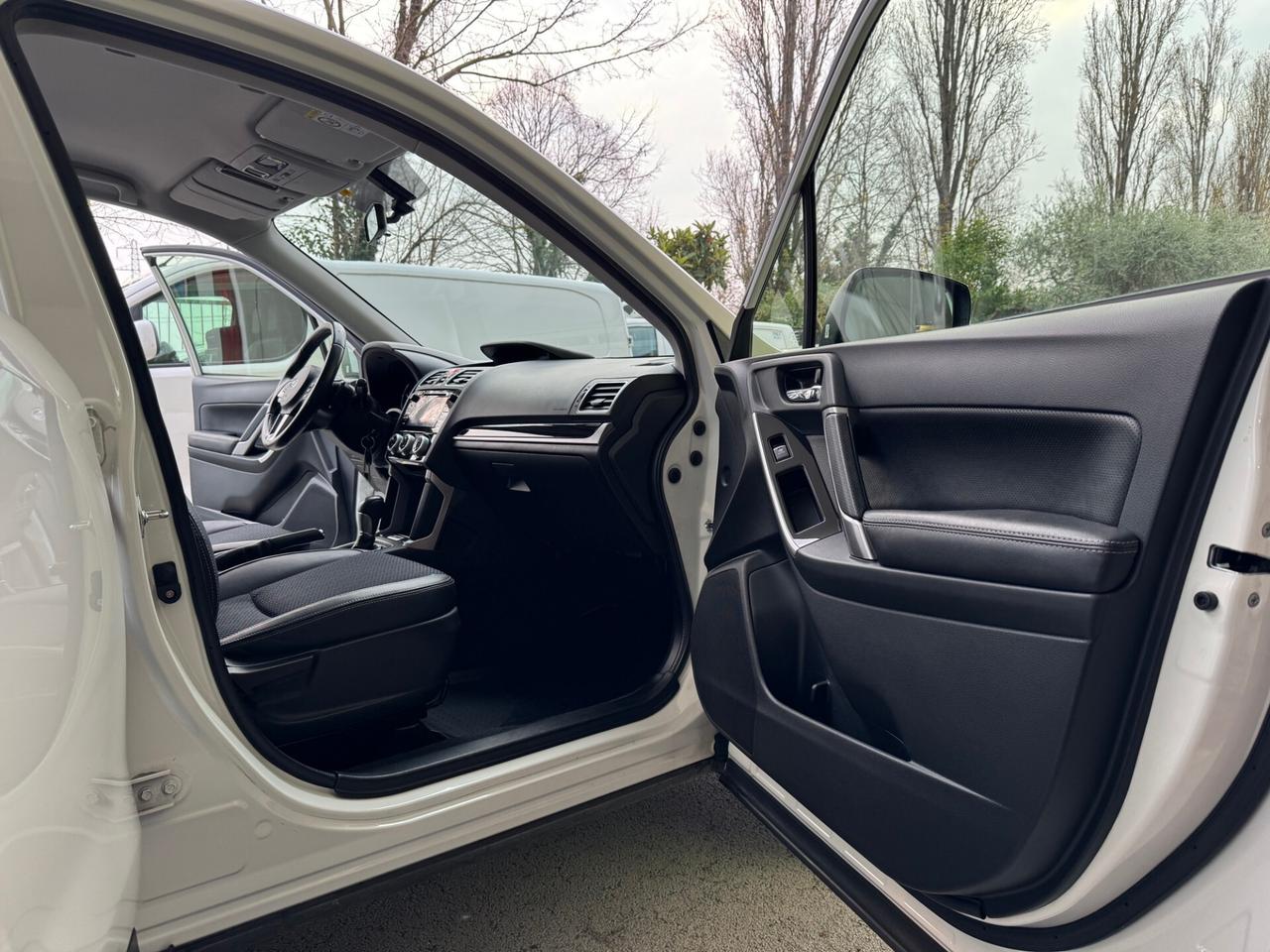 Subaru Forester 2.0d Sport Style Auto AWD GARANZIA