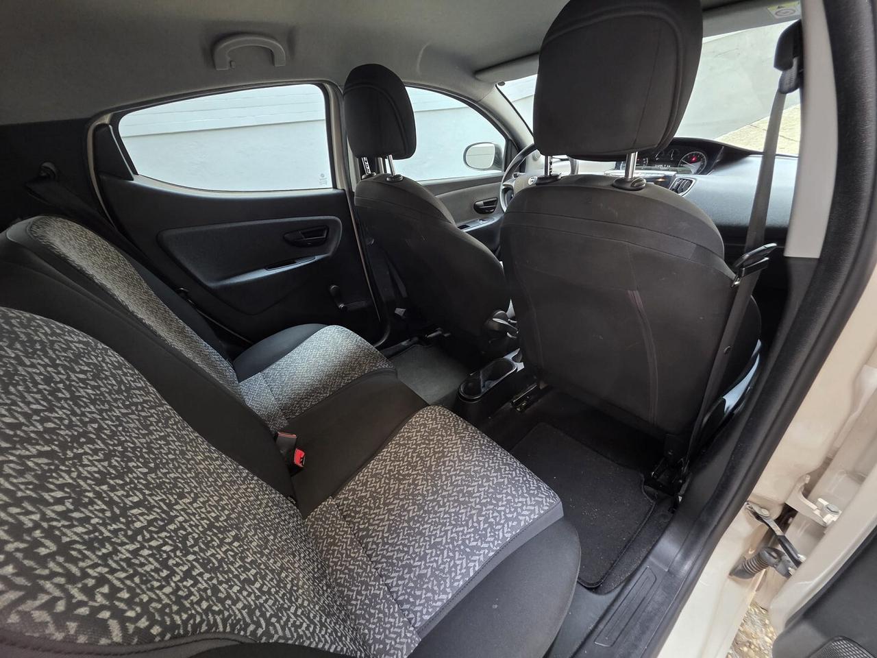 LANCIA YPSILON 1.2 - GARANZIA 12 MESI INCLUSA