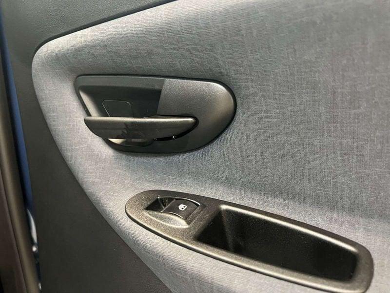 Lancia Ypsilon 1.0 firefly hybrid Gold s&s 70cv 5p.ti