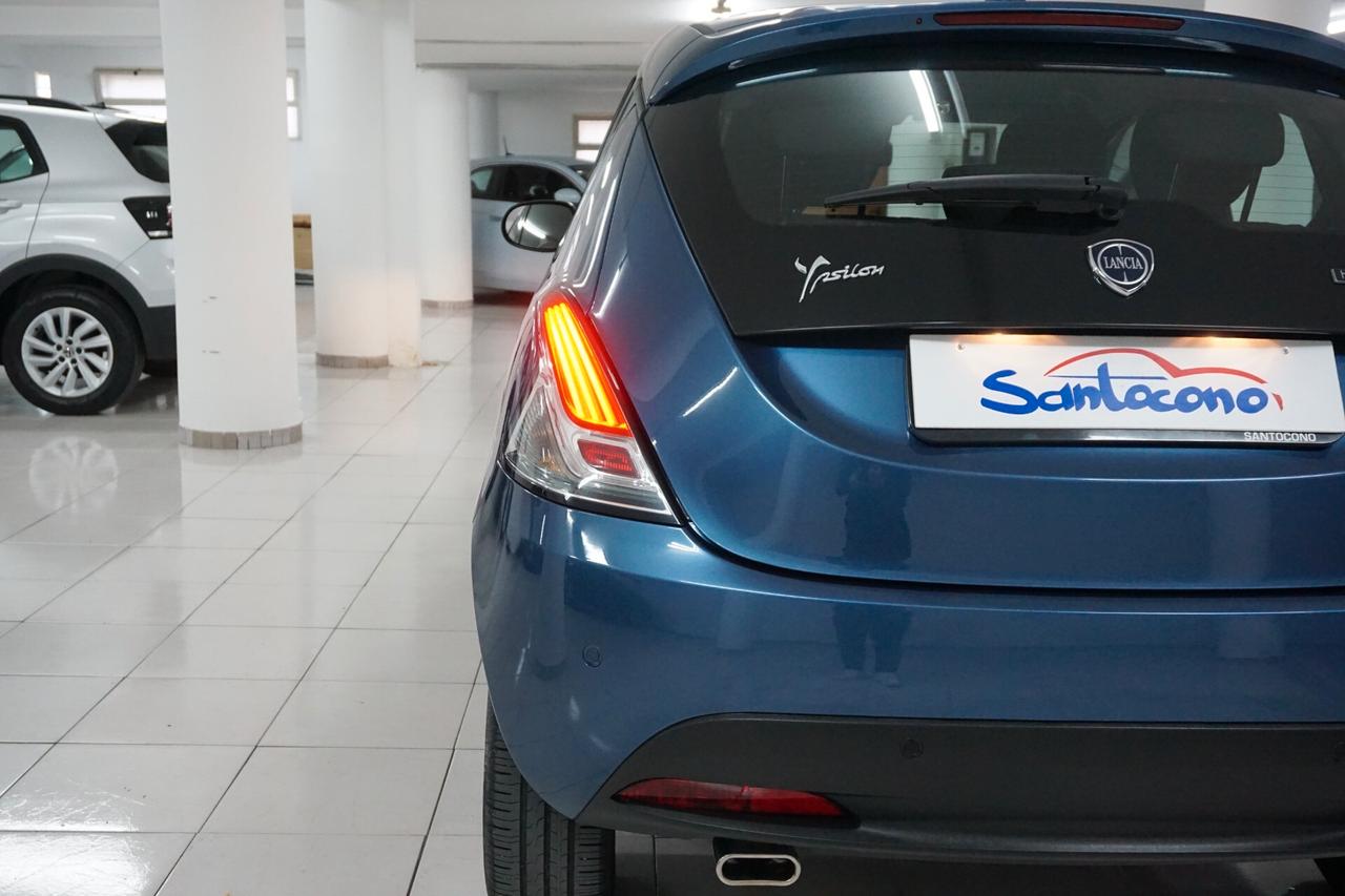 Lancia Ypsilon 1.0 FireFly 5 porte S&S Hybrid Gold