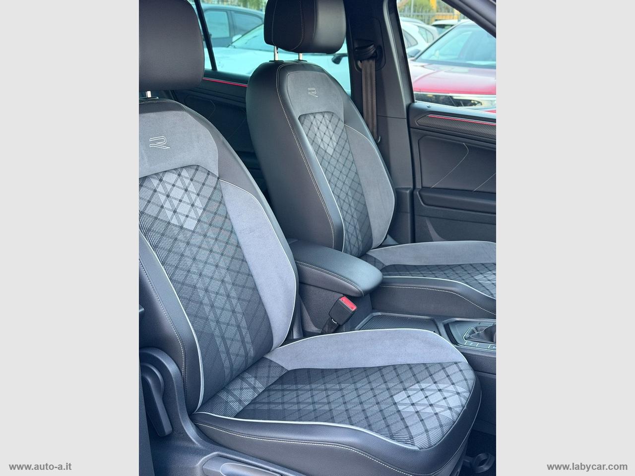 VOLKSWAGEN Tiguan 2.0 TDI 150CV SCR DSG R-Line