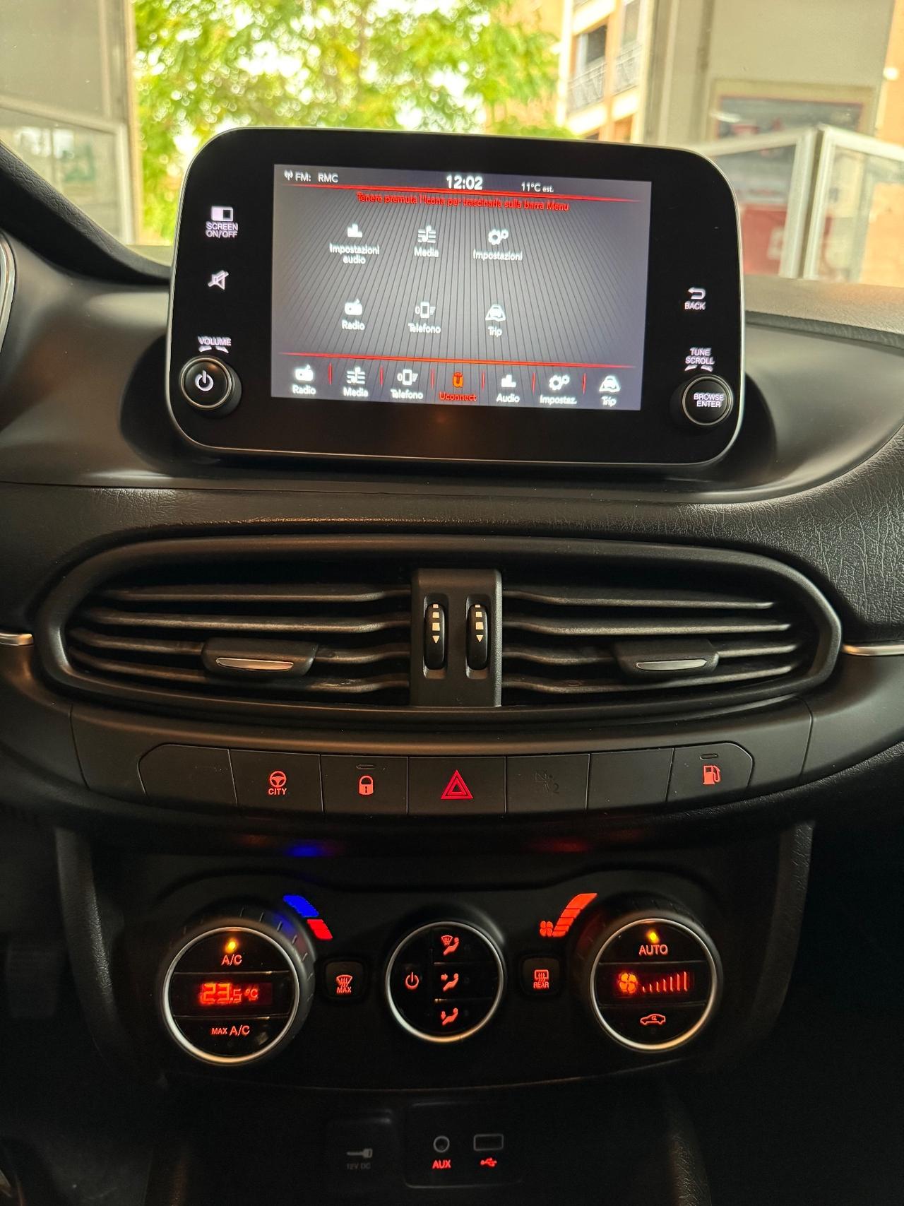 Fiat Tipo 1.4 T-Jet 120CV GPL SW Lounge