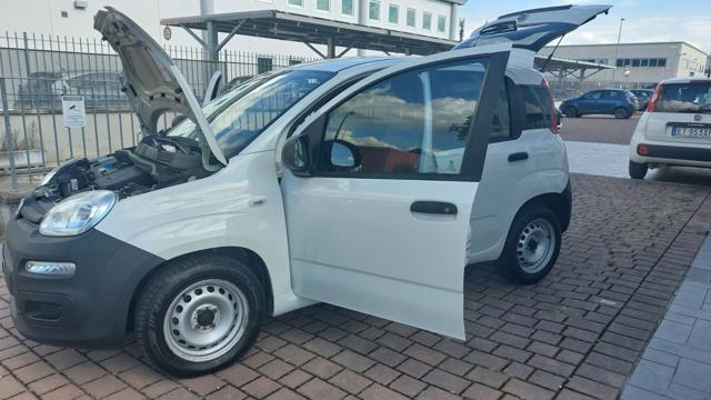 FIAT Panda 1.0 GSE S&S Hybrid Pop Van 2 posti Az. Italia