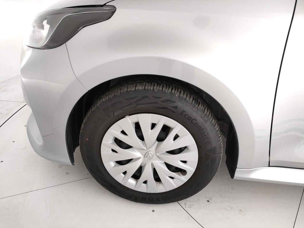 TOYOTA Yaris 1.5h Active