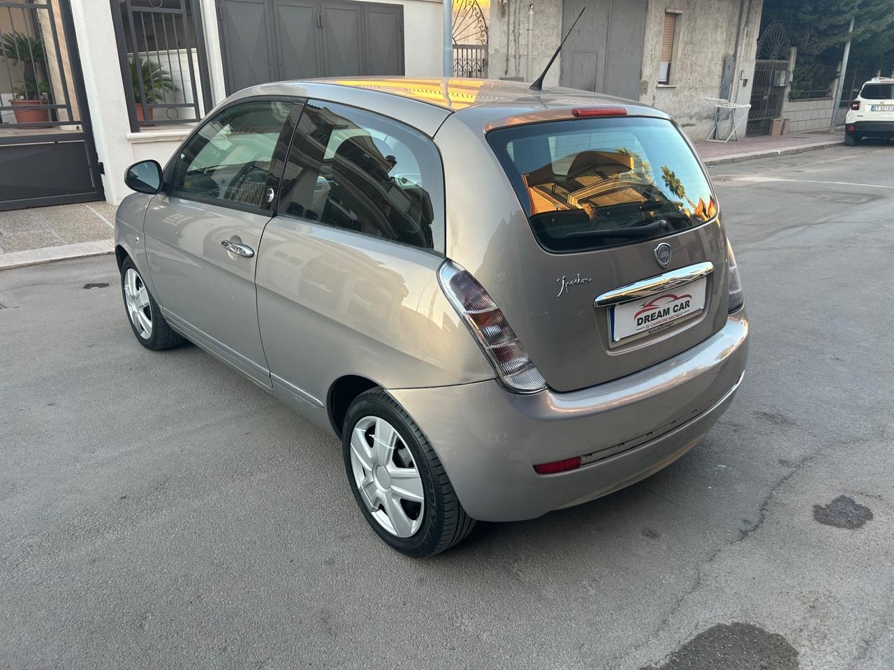 Lancia Ypsilon 1.4 Unyca Ecochic GPL