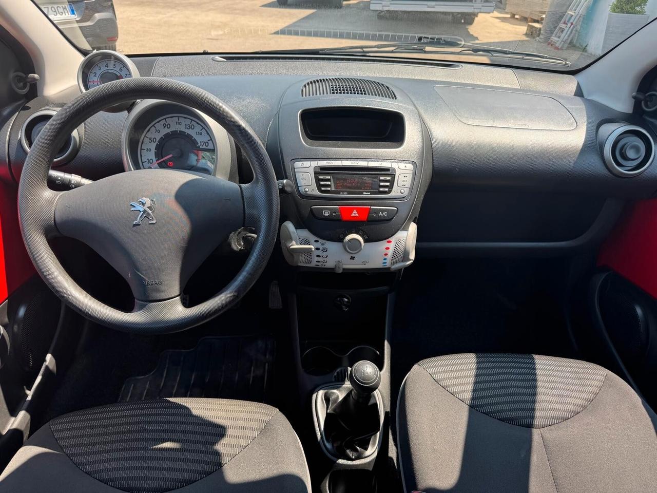 Peugeot 107 1.0 5p. Superga 60000 km!!!