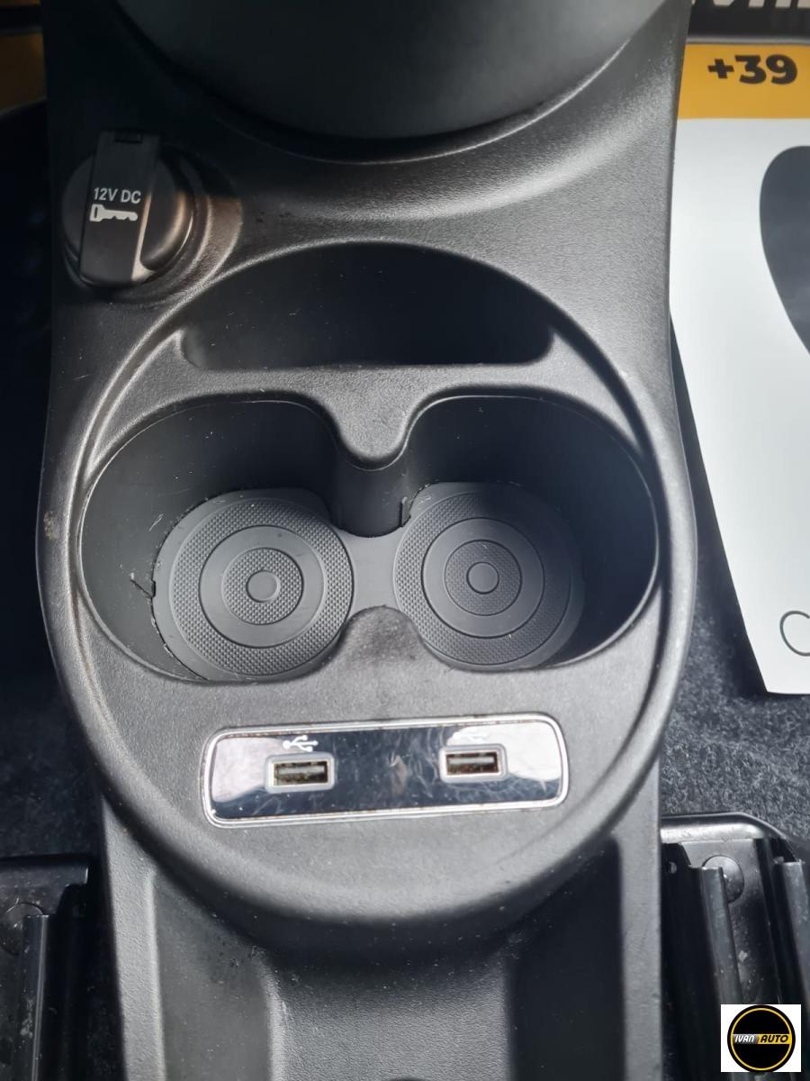 FIAT 500 Hybrid-33.000 Km-Neopatentati-Anno 2023